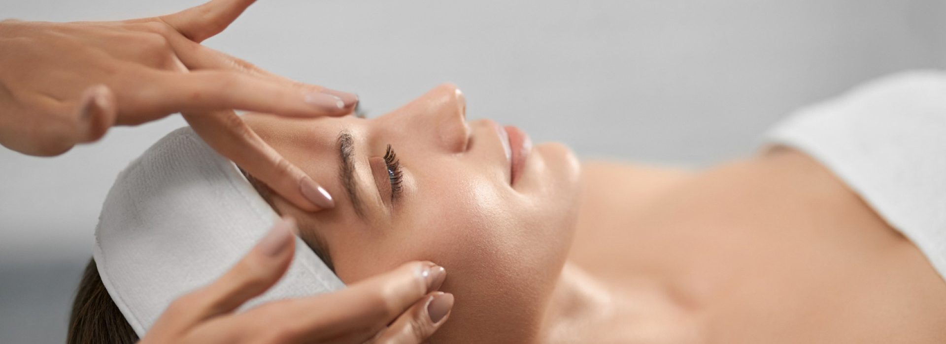 Soins esthétiques et bien-être : un duo gagnant pour l’équilibre
